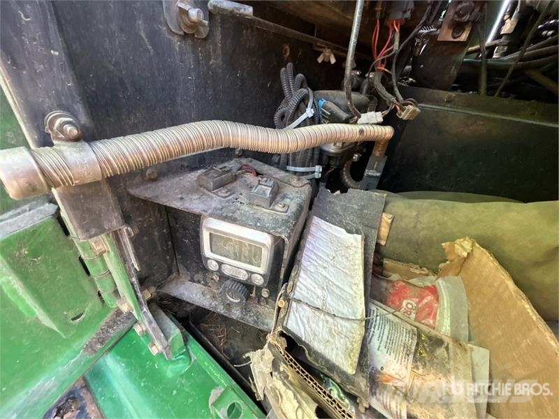 John Deere 2154D Wood splitters and cutters