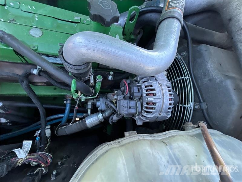 John Deere 2154D Wood splitters and cutters