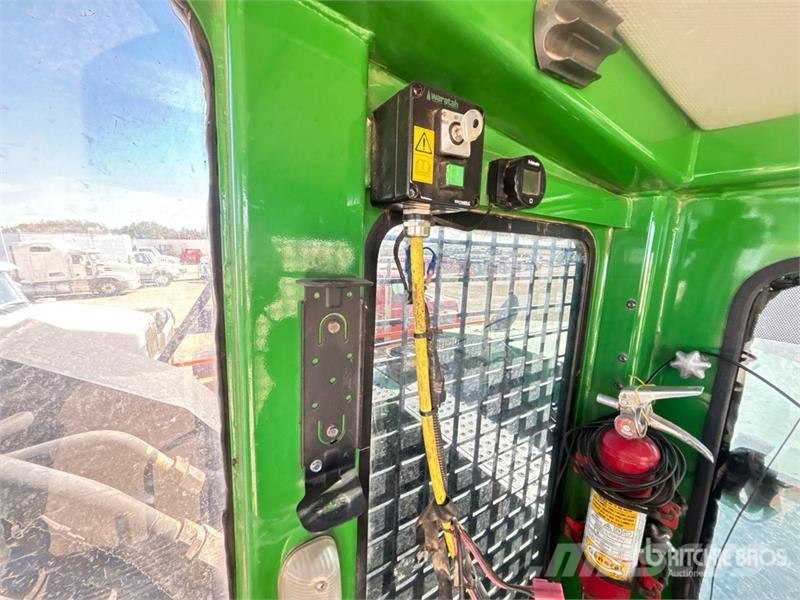 John Deere 2154D Wood splitters and cutters