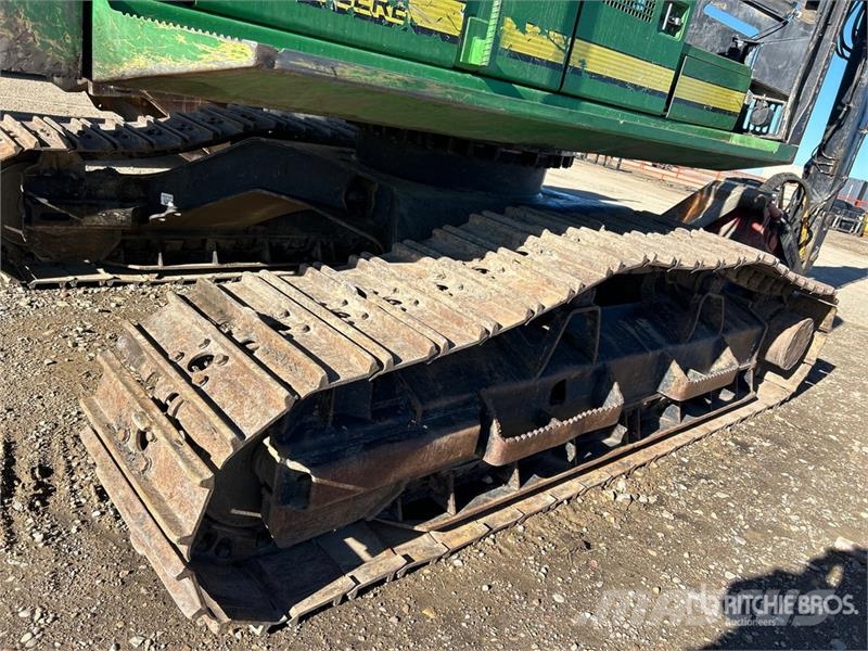 John Deere 2154D Wood splitters and cutters