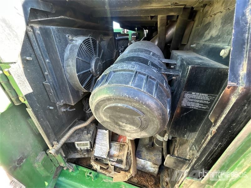 John Deere 2154D Wood splitters and cutters