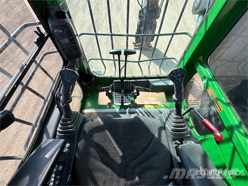 John Deere 2154D Incarcatoare forestiere