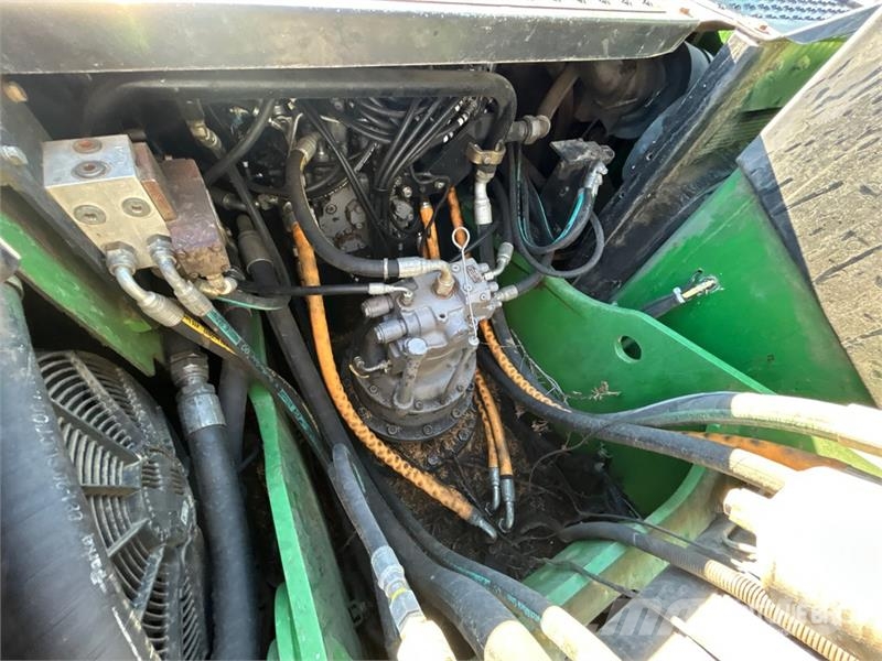 John Deere 2154D Wood splitters and cutters