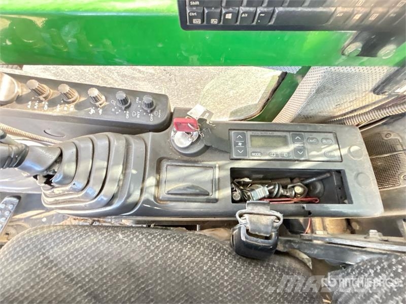 John Deere 2154D Wood splitters and cutters