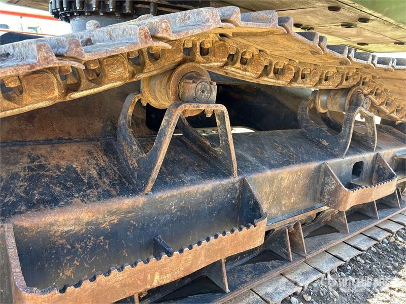 John Deere 2154D Wood splitters and cutters