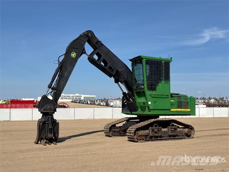 John Deere 2154D Incarcatoare forestiere