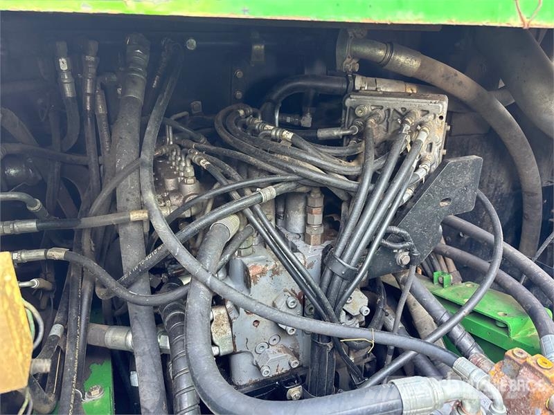 John Deere 2154D Incarcatoare forestiere
