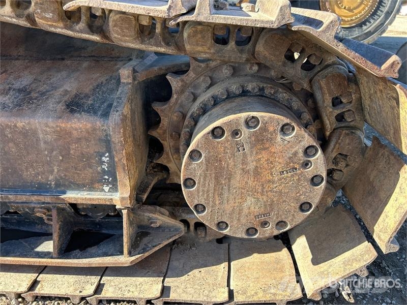 John Deere 2154D Wood splitters and cutters