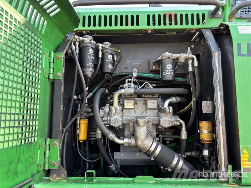 John Deere 2154D Incarcatoare forestiere