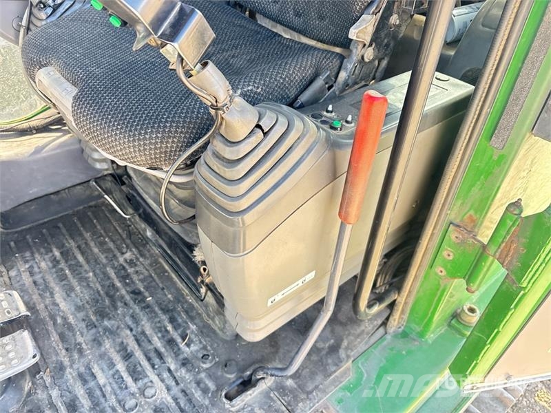 John Deere 2154D Wood splitters and cutters
