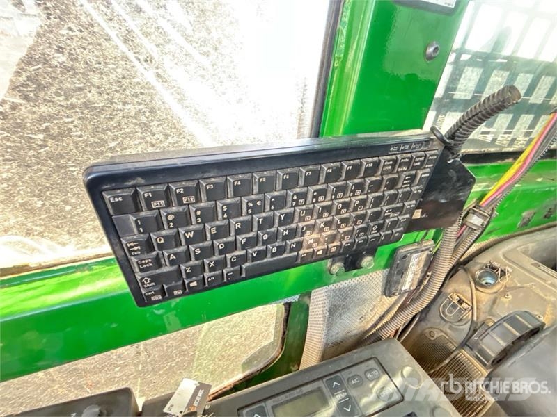 John Deere 2154D Wood splitters and cutters