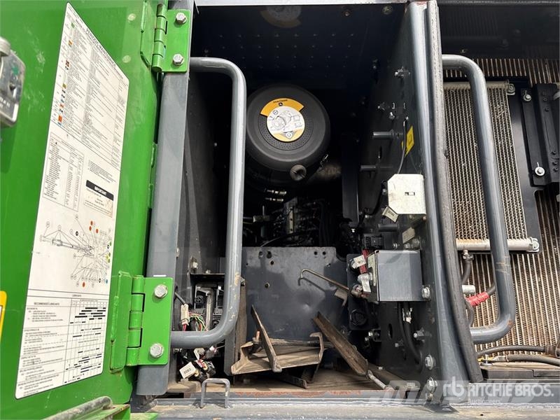 John Deere 2154G Procesadoras y cortadoras de leña