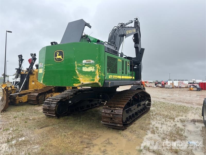 John Deere 2154G Procesadoras y cortadoras de leña