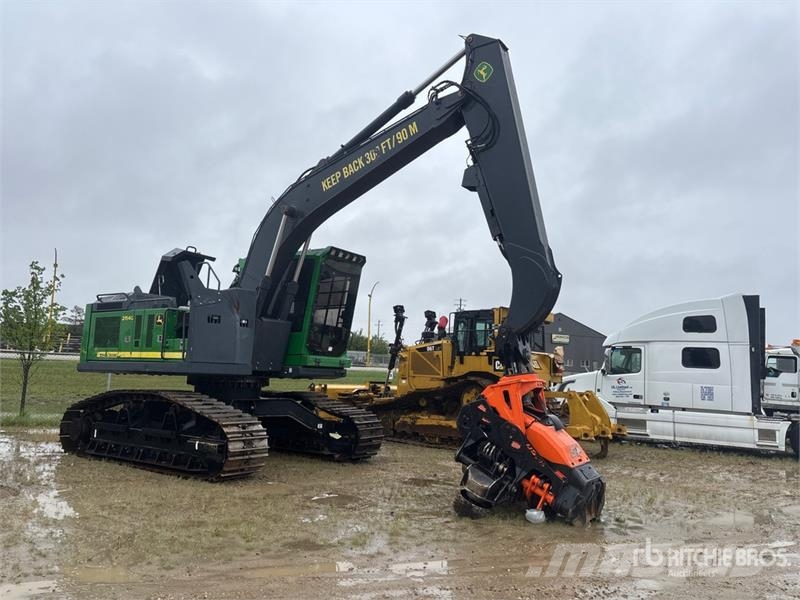 John Deere 2154G Procesadoras y cortadoras de leña