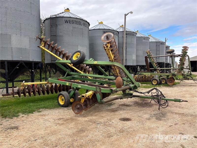 John Deere 220 20 ft Tandem Disc Tallerkenharver