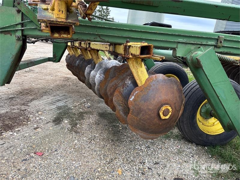 John Deere 220 20 ft Tandem Disc Tallerkenharver
