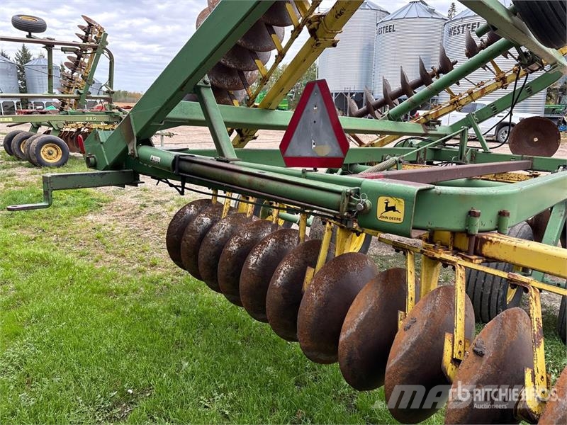 John Deere 220 20 ft Tandem Disc Tallerkenharver
