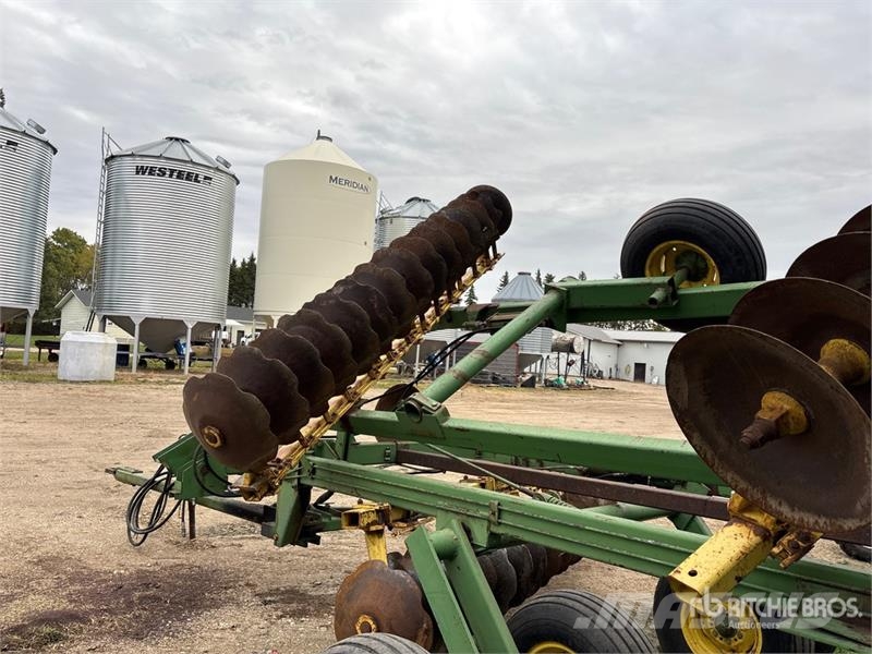 John Deere 220 20 ft Tandem Disc Tallerkenharver