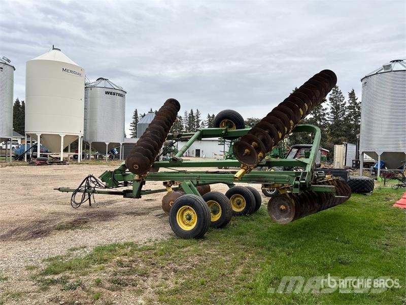 John Deere 220 20 ft Tandem Disc Tallerkenharver