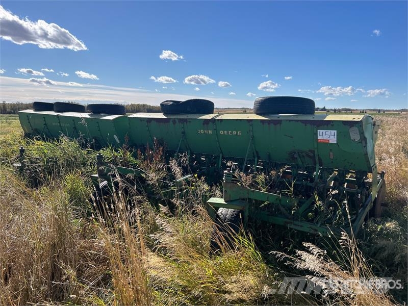 John Deere 23 ft Air Seeder Sejačice