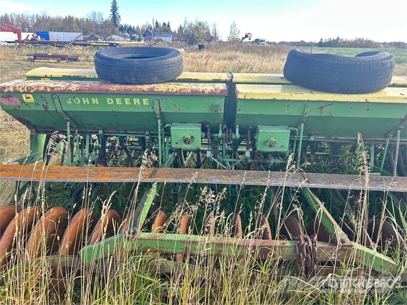 John Deere 23 ft Air Seeder Sejačice