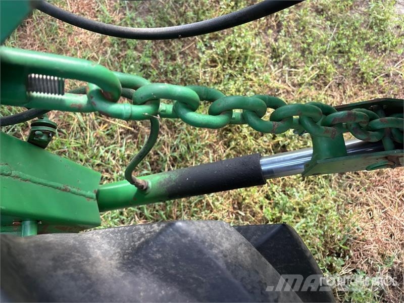 John Deere 2360 25 ft Swather Windrower محشات