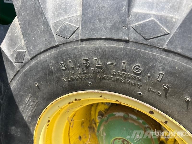 John Deere 2360 25 ft Swather Windrower محشات