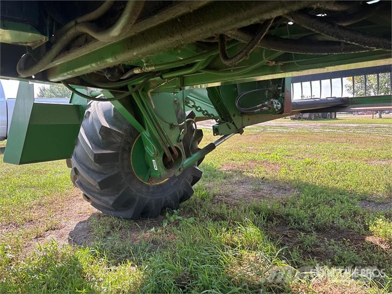 John Deere 2360 25 ft Swather Windrower محشات