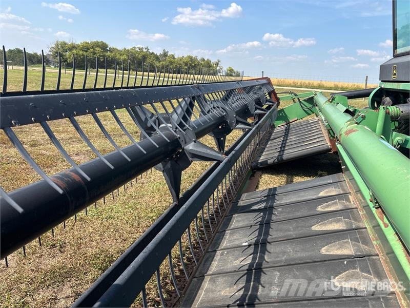 John Deere 2360 25 ft Swather Windrower محشات