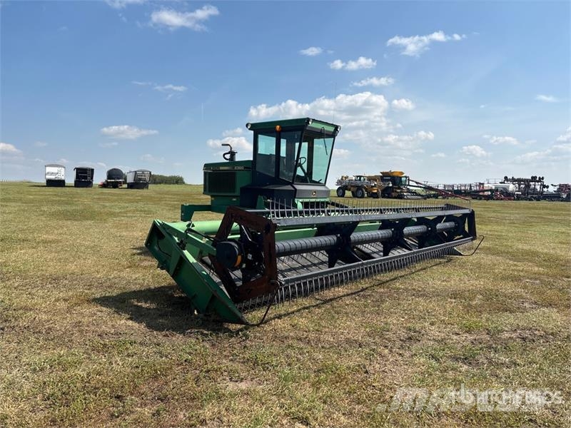 John Deere 2360 25 ft Swather Windrower محشات