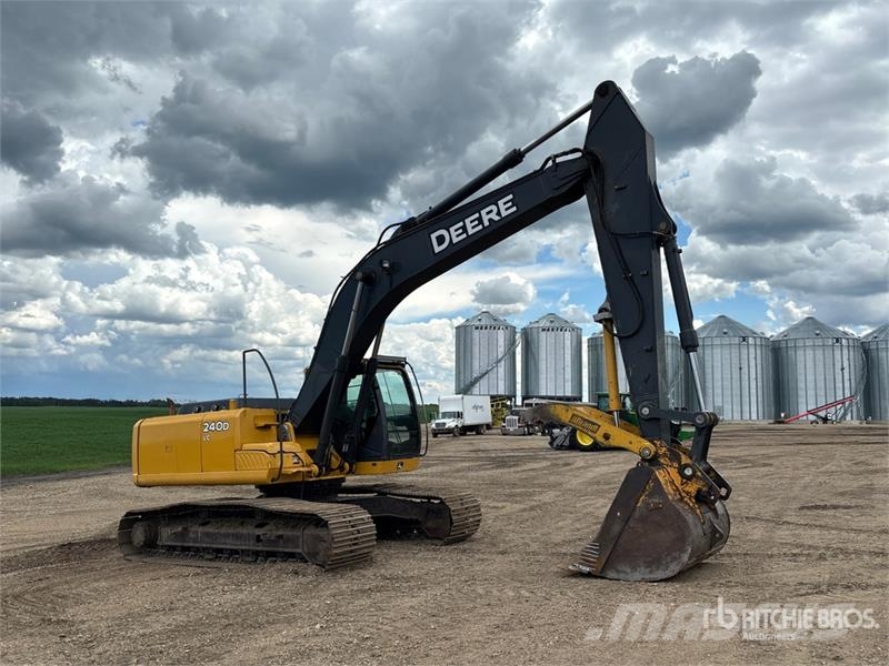 John Deere 240D Kāpurķēžu ekskavatori