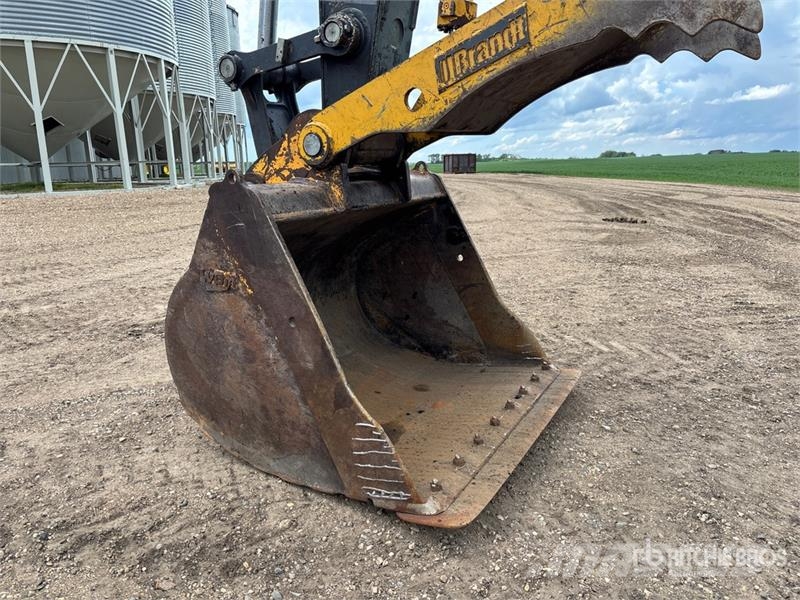John Deere 240D Kāpurķēžu ekskavatori
