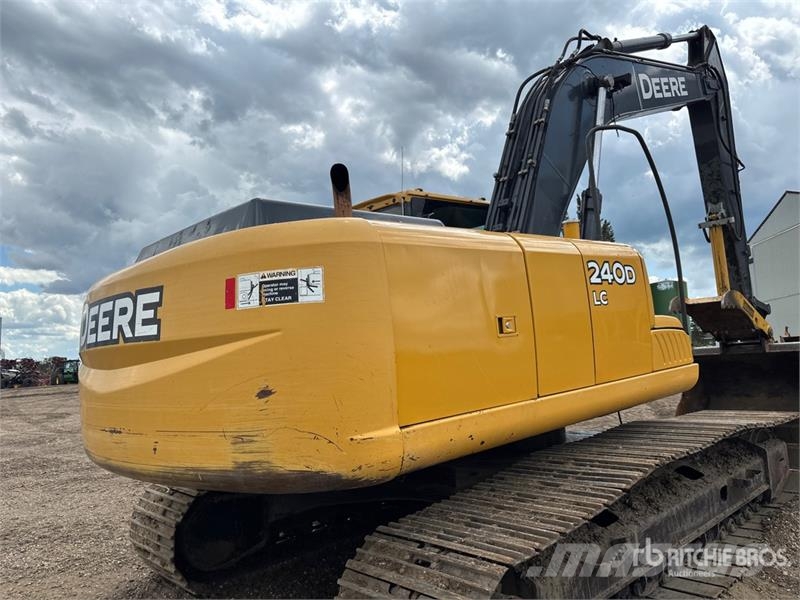 John Deere 240D Kāpurķēžu ekskavatori