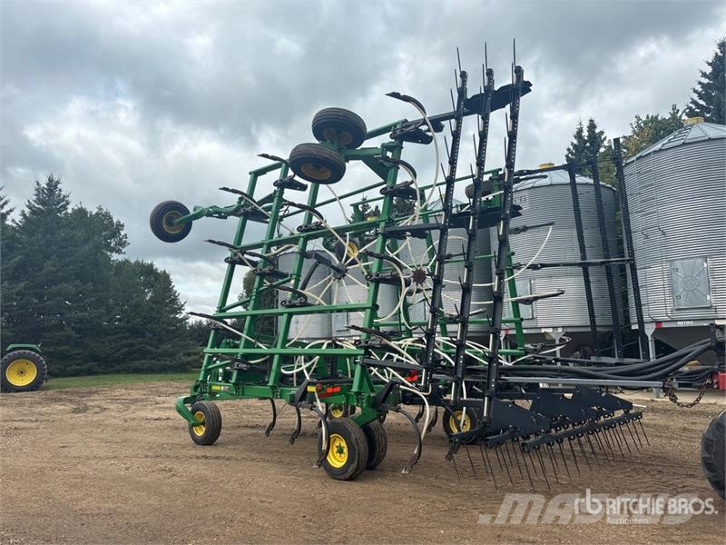 John Deere 2410 41 ft Air Drill Mechanické sejačky