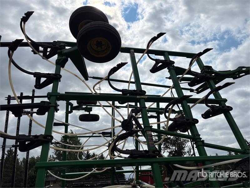 John Deere 2410 41 ft Air Drill Mechanické sejačky