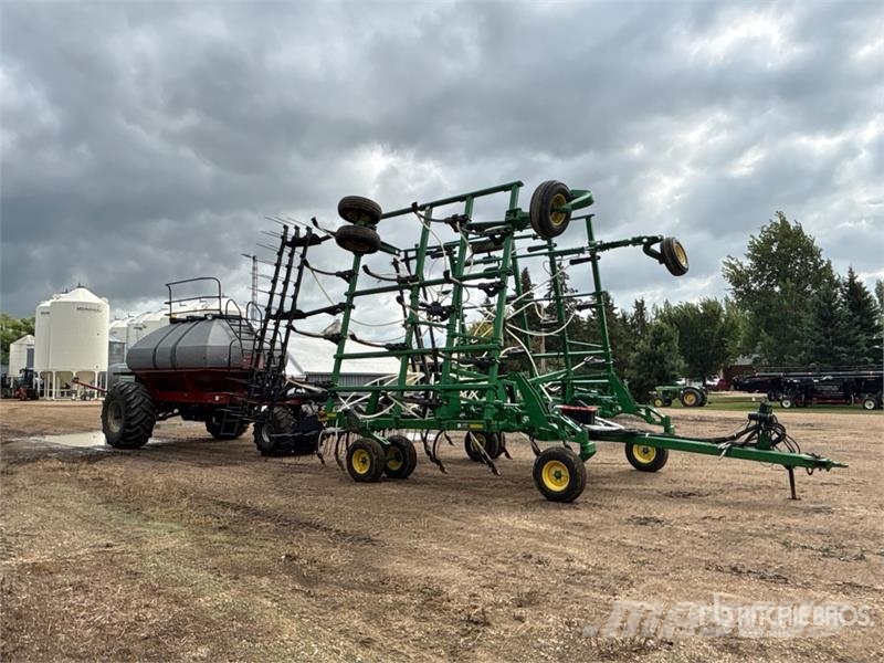 John Deere 2410 41 ft Air Drill Mechanické sejačky