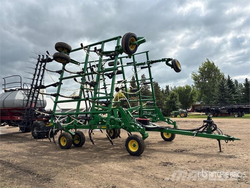 John Deere 2410 41 ft Air Drill Mechanické sejačky