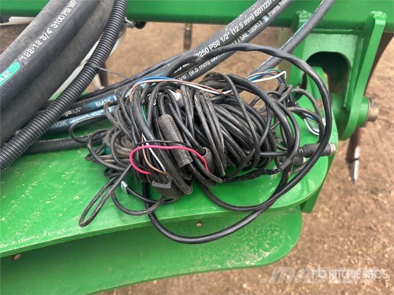 John Deere 2410 41 ft Air Drill Mechanické sejačky