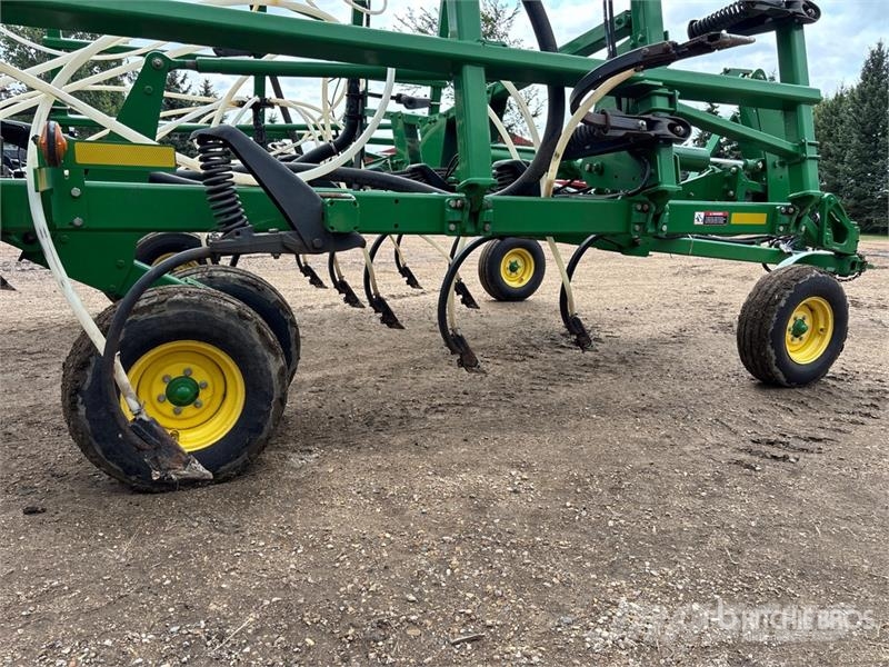 John Deere 2410 41 ft Air Drill Mechanické sejačky