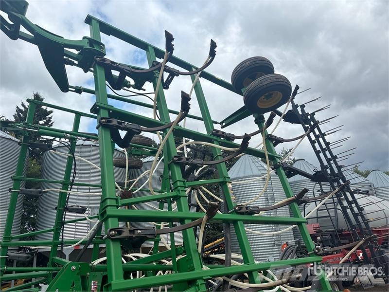 John Deere 2410 41 ft Air Drill Mechanické sejačky