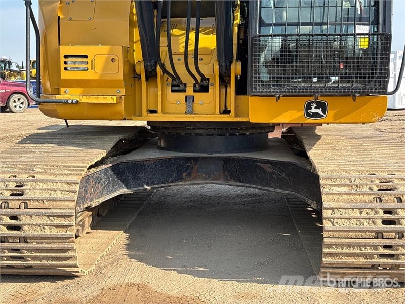 John Deere 245G LC Tracked Excavator Beltegraver
