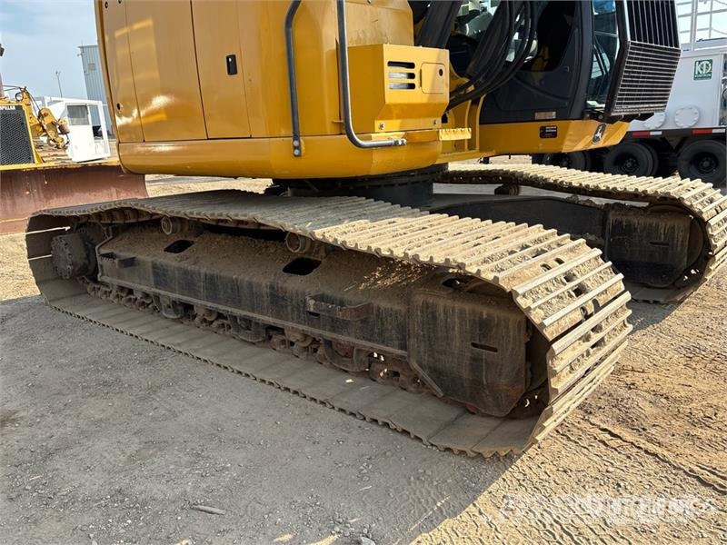 John Deere 245G LC Tracked Excavator Beltegraver