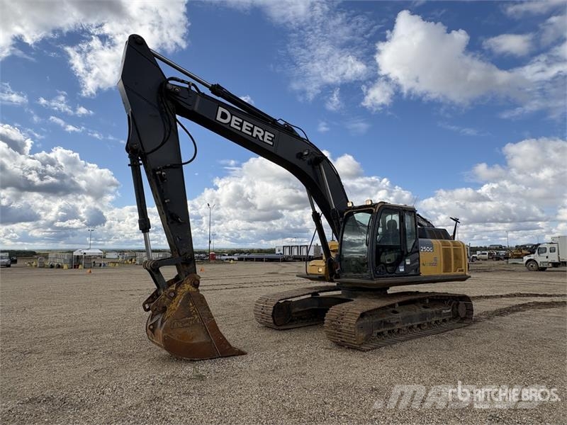 John Deere 250G LC Roomikekskavaatorid