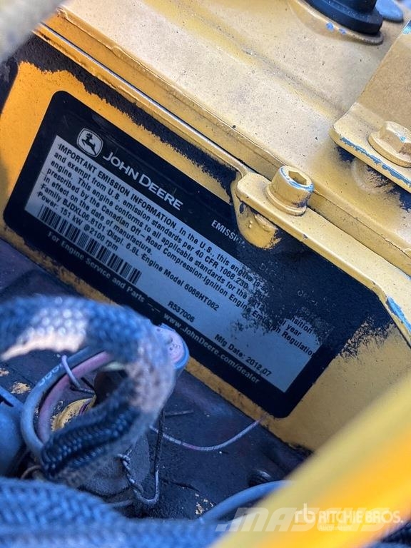 John Deere 250G LC Gravemaskiner på larvebånd
