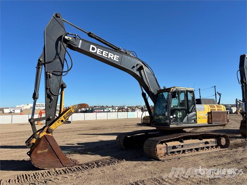 John Deere 250G LC Gravemaskiner på larvebånd