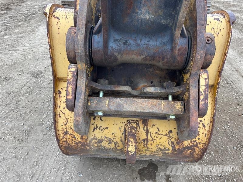 John Deere 250G LC Bageri guseničari