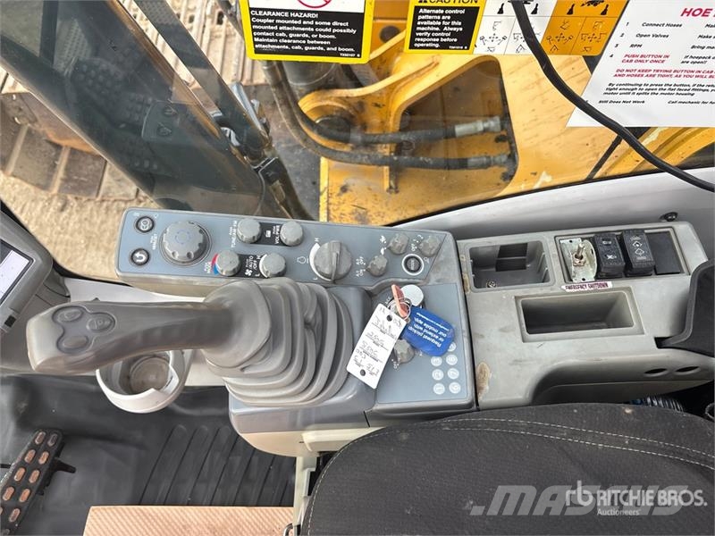 John Deere 250G LC Excavadoras sobre orugas