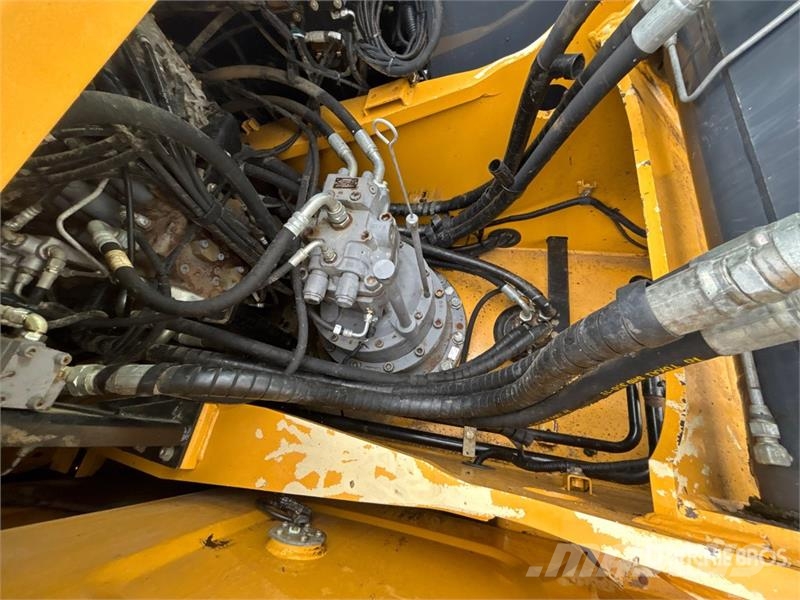 John Deere 250G LC Excavadoras sobre orugas