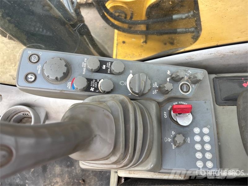 John Deere 250G LC Bageri guseničari