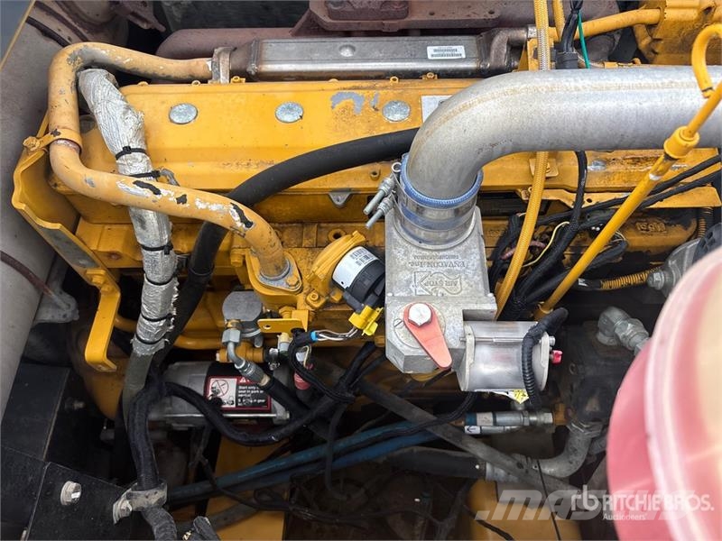 John Deere 250G LC Excavadoras sobre orugas